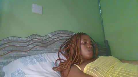 Snapshot of lovegal335 chatting on January 12, 2026, 9:42 pm lovegal335 online show from January 12, 2026, 9:42 pm