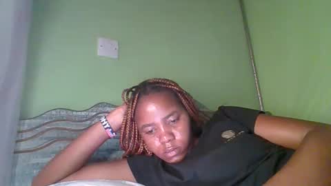 Snapshot of lovegal335 chatting on January 16, 2026, 9:24 am lovegal335 online show from January 16, 2026, 9:24 am