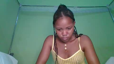 Snapshot of lovegal335 chatting on March 8, 2026, 5:28 pm lovegal335 online show from March 8, 2026, 5:28 pm