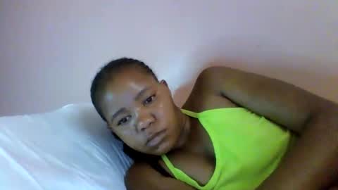 Snapshot of lovegal335 chatting on May 12, 2026, 12:13 pm lovegal335 online show from May 12, 2026, 12:13 pm