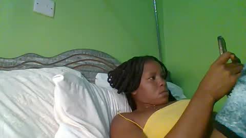 Snapshot of lovegal335 chatting on June 5, 2026, 8:47 pm lovegal335 online show from June 5, 2026, 8:47 pm