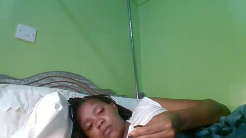 Snapshot of lovegal335 chatting on June 8, 2026, 7:58 pm lovegal335 online show from June 8, 2026, 7:58 pm