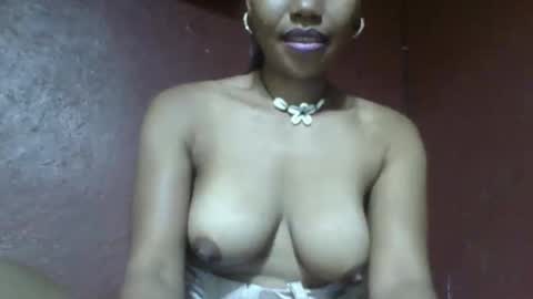 loveinlife750427 online show from March 12, 2025, 6:11 pm