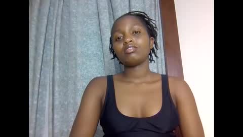 lovelbrownie online show from October 16, 2025, 9:38 pm