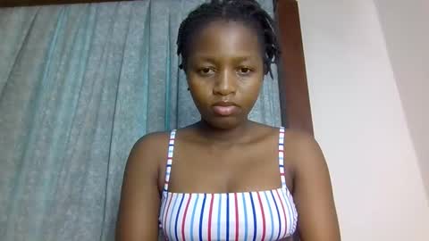 lovelbrownie online show from October 26, 2025, 9:26 am