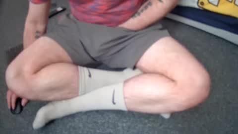 lovelength99 online show from February 27, 2025, 9:32 am