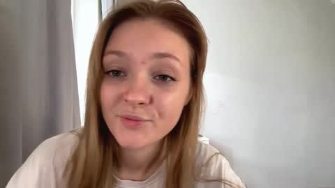 Ella online show from November 10, 2025, 6:34 am