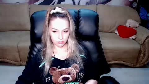 Snapshot of lovellymalina chatting on June 8, 2026, 2:06 pm private open online show from June 8, 2026, 2:06 pm