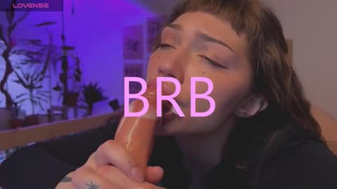 Elsa online show from September 14, 2025, 1:54 pm