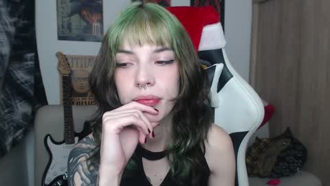 Cassie online show from December 31, 2024, 8:15 am