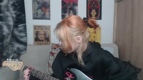 Cassie online show from March 6, 2025, 3:02 am