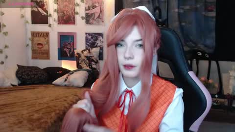 Snapshot of lovely_cass chatting on May 5, 2026, 2:52 am Cassie online show from May 5, 2026, 2:52 am