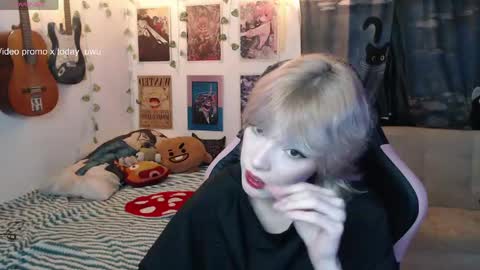 Snapshot of lovely_cass chatting on June 5, 2026, 10:48 pm Cassie online show from June 5, 2026, 10:48 pm