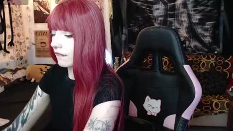 Snapshot of lovely_cass chatting on July 2, 2026, 6:41 am Cassie online show from July 2, 2026, 6:41 am