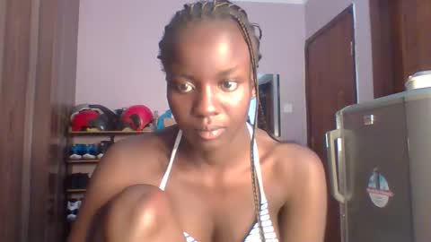 Snapshot of lovely_choco chatting on March 31, 2026, 10:54 pm Choco online show from March 31, 2026, 10:54 pm