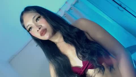 lovely_felicity online show from February 15, 2026, 5:04 am
