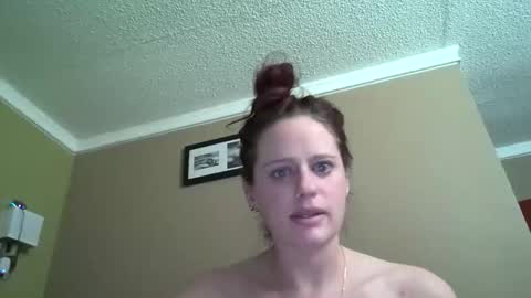 lovely_lemons online show from February 22, 2026, 9:13 pm