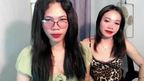 lovely_lianne online show from April 21, 2026, 2:26 am