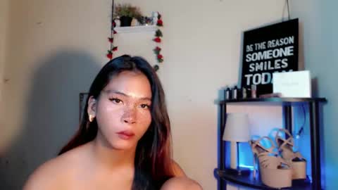 KATE online show from April 18, 2026, 7:07 pm