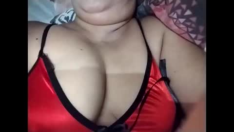 Snapshot of lovely_orchid chatting on May 16, 2026, 1:21 pm lovely_orchid online show from May 16, 2026, 1:21 pm