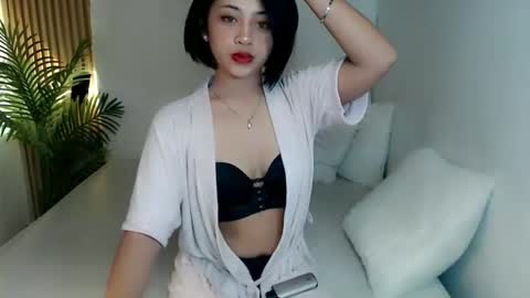   online show from April 22, 2026, 4:52 pm