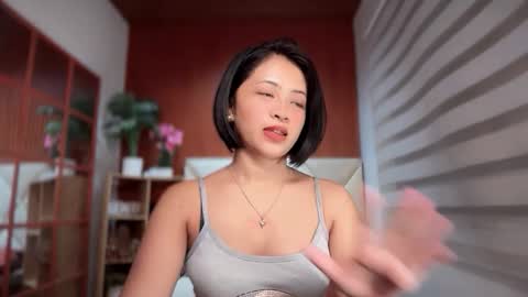 Snapshot of lovely_pearlx chatting on April 29, 2026, 5:30 pm online show from April 29, 2026, 5:30 pm