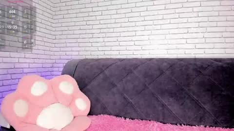 Snapshot of lovely_poppy chatting on May 2, 2026, 1:21 am Lolly online show from May 2, 2026, 1:21 am