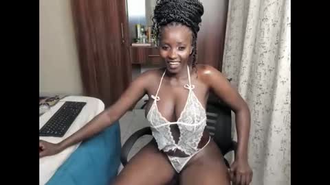 I  am witty online show from October 7, 2025, 10:51 pm