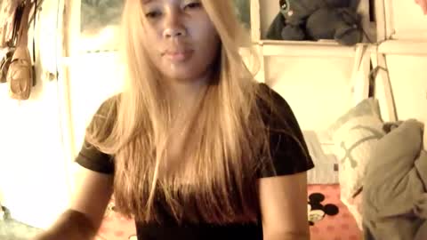 lovely online show from April 20, 2026, 3:15 pm
