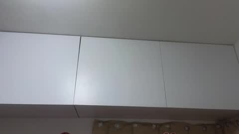 Trix online show from February 8, 2026, 11:35 am