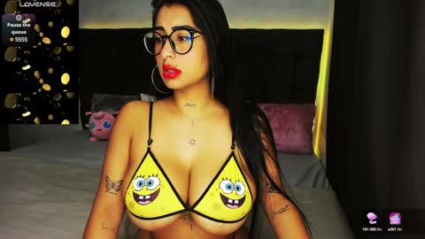 lovely violet13 online show from January 27, 2025, 12:58 pm