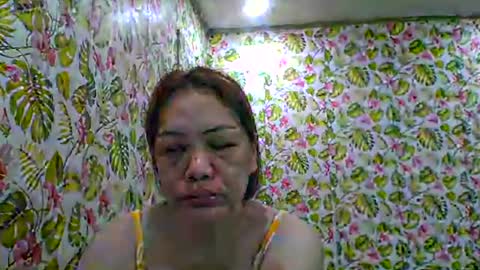 lovelyasiancutie online show from April 14, 2026, 9:21 pm