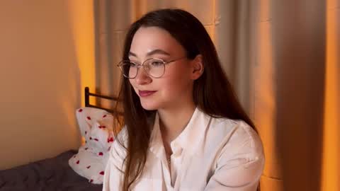 Solfiro online show from November 17, 2025, 6:03 pm