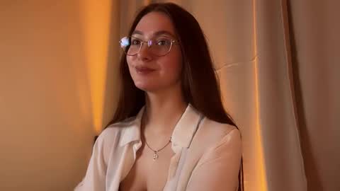 Solfiro online show from December 4, 2025, 5:54 pm