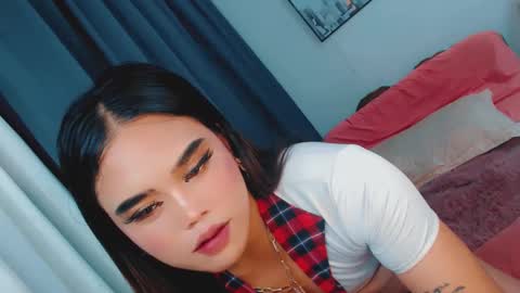 lovelydollsandra online show from February 5, 2025, 6:15 pm