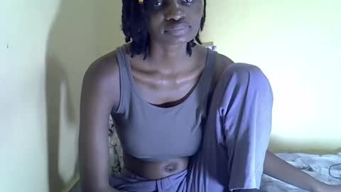 lovelymee2 online show from November 22, 2025, 7:35 pm