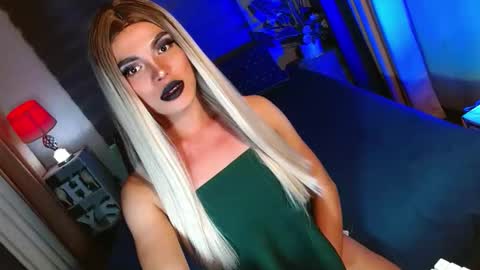 lovelymiss_shyna11 online show from October 7, 2025, 9:06 am