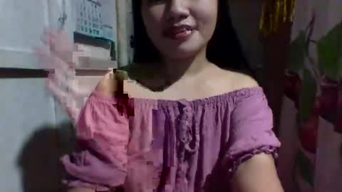 lovelymocha27s online show from January 25, 2025, 10:51 am