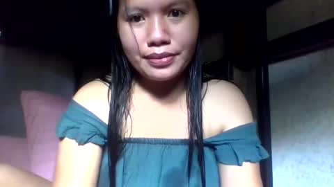 lovelymocha27s online show from November 27, 2025, 12:24 am