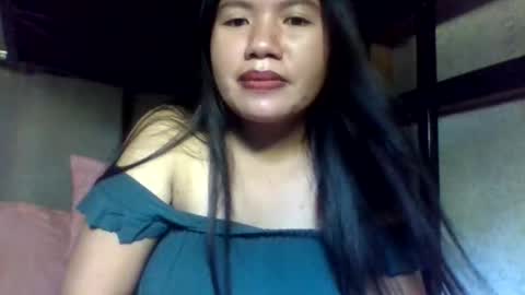 lovelymocha27s online show from November 28, 2025, 4:48 am