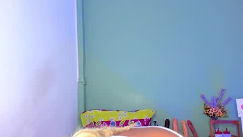 Nicky online show from February 11, 2025, 12:37 pm