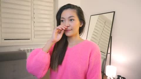 kim online show from March 4, 2025, 3:26 pm