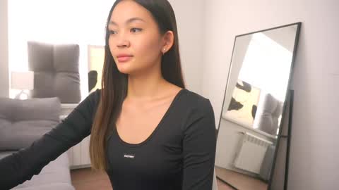 kim online show from March 10, 2025, 1:10 pm