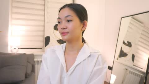 kim online show from March 10, 2025, 8:56 pm