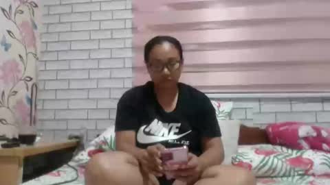 Angelquey online show from February 21, 2025, 8:27 pm