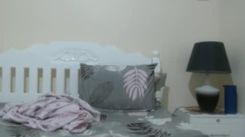 Angelquey online show from September 17, 2025, 7:37 pm