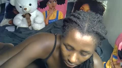 lovelytin online show from March 4, 2026, 2:56 pm