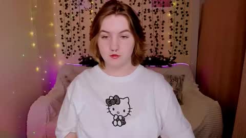 Julia  online show from December 20, 2025, 6:53 am