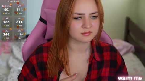 Snapshot of lovelyybell chatting on September 27, 2025, 7:24 am B E L L online show from September 27, 2025, 7:24 am