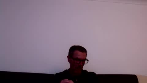 lovepvcearly50s online show from October 4, 2025, 4:49 pm